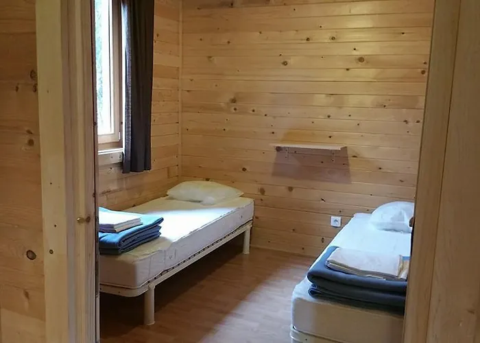 אתר קמפינג U Stabiacciu 3*