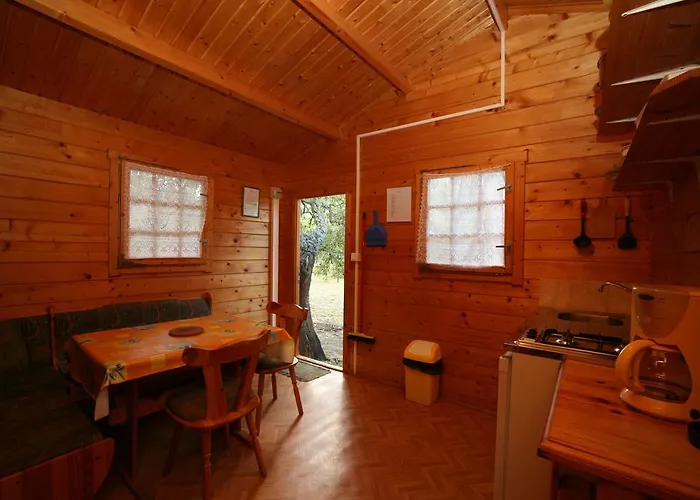 U Stabiacciu אתר קמפינג 3*